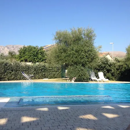 Deliziosa A 500 Metri Dal Mare Con Piscina Terrasini